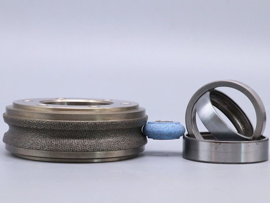 Manufacturing method and process of PCD cutting tools